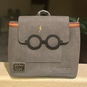 LOUNGEFLY Harry Potter convertible mini backpack crossbody Gryffindor gray -